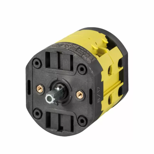 C025-rear-panel-mounting